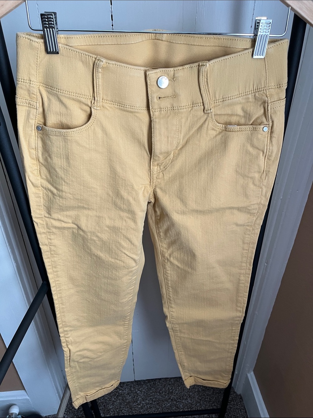 Apt. 9 mustard colored skinny jeans